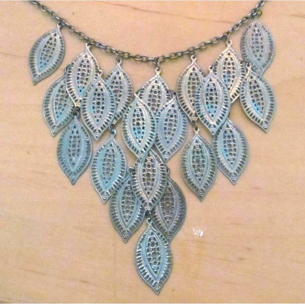 Turquoise Tear Drop Tapered Lightweight Necklace - Picture 8 of 9